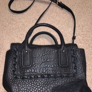 Vince Camuto VC-AXMIN-SA black leather bag